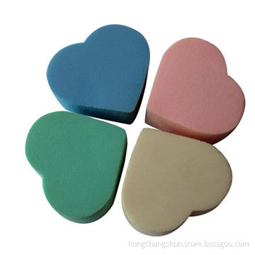 Natural rubber sponge puff, heart shape